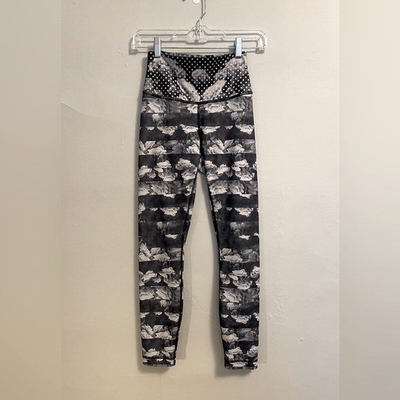 Lululemon Leggings - XS - Picture 1 of 5